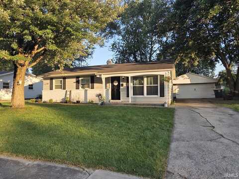 1711 Maplewood Road, Fort Wayne, IN 46819