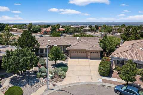 8823 Pico La Cueva Place NE, Albuquerque, NM 87122