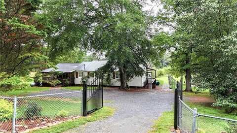 400 Hall Memorial Road NW, Calhoun, GA 30701
