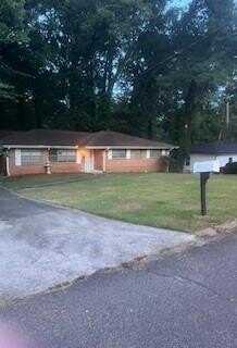 5527 Andrew Drive SW, Mableton, GA 30126