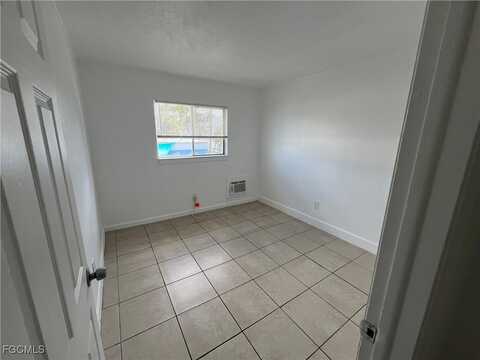 2452 Stella Street unit: 105, Fort Myers, FL 33901