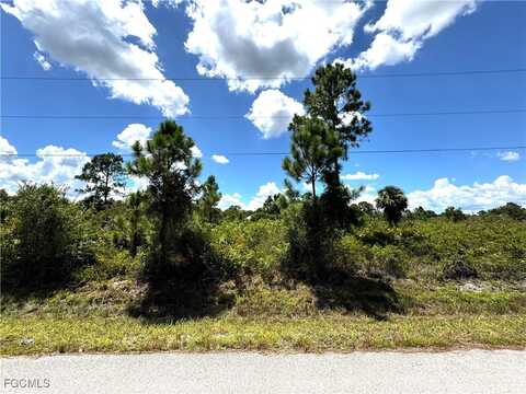 1109 Poinsettia Avenue, Lehigh Acres, FL 33972