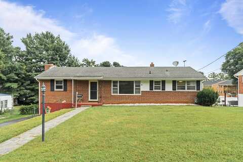 2455 MT VERNON ST, WAYNESBORO, VA 22980