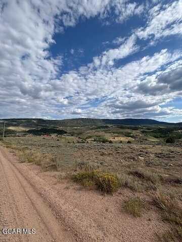 1621 GCR 19, Kremmling, CO 80459
