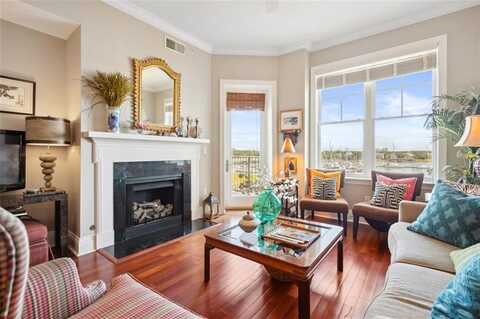 20 Waterfront Drive, Saint Simons Island, GA 31522