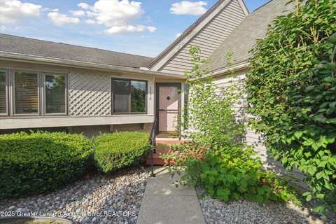 1114 Dillon Circle, Lansing, MI 48917
