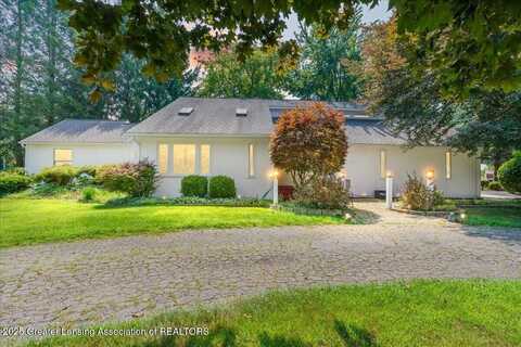 2015 Sunset Drive, Owosso, MI 48867