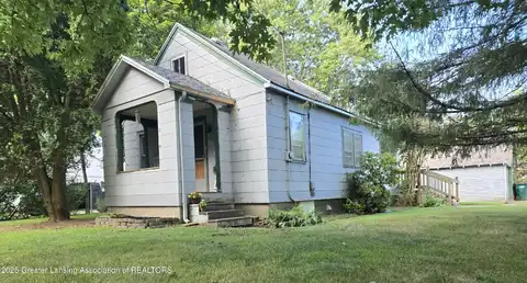 6724 Cooper Road, Lansing, MI 48911
