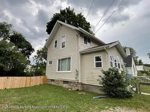 911 Dakin Street, Lansing, MI 48912
