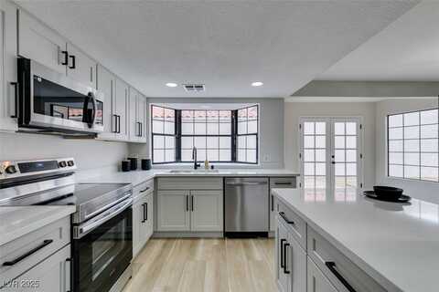 5151 Tennis Court, Las Vegas, NV 89120