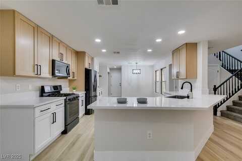 5465 Cardinal Ridge Court, Las Vegas, NV 89149