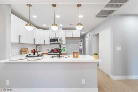 4598 Calderwood Street, Las Vegas, NV 89103