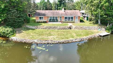 1084 VLACH RD, Eagle River, WI 54521
