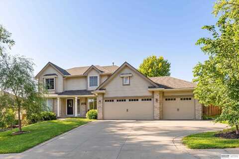 309 Fox Creek Lane, Papillion, NE 68046