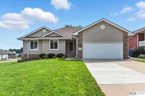 7003 Thorn Apple Lane, La Vista, NE 68128