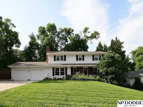 10119 Grover Street, Omaha, NE 68124