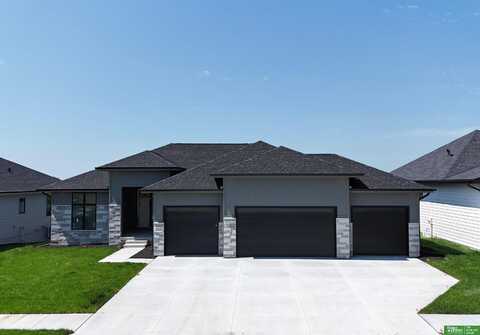 5528 N 213th Street, Elkhorn, NE 68022