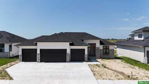 5514 N 213th Street, Elkhorn, NE 68022