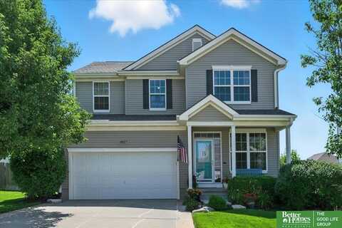 8827 S 163 Avenue, Omaha, NE 68136