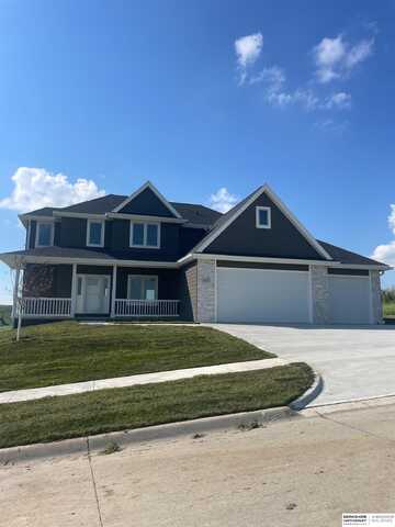 3025 Southern Hills Drive, Blair, NE 68008