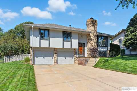 6618 S 72nd Avenue, Ralston, NE 68127