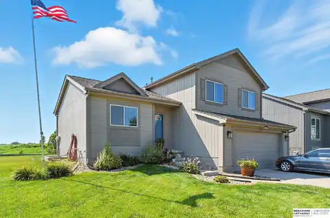 7506 N 92nd Avenue, Omaha, NE 68122
