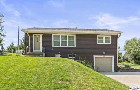 2101 Power Drive, Bellevue, NE 68005