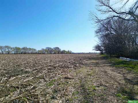 2805 Shady Bend Road, Grand Island, NE 68801