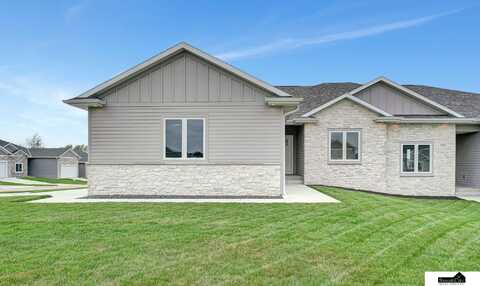 4936 Spire Street, Lincoln, NE 68516