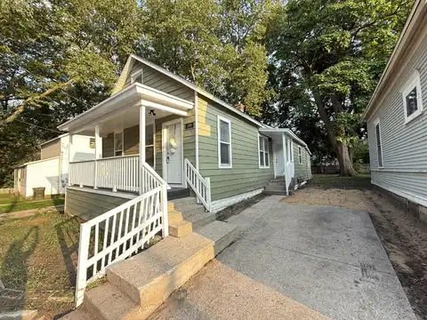 899 W Southern Avenue, Muskegon, MI 49441