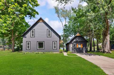 24948 Lake Shore Drive, Dowagiac, MI 49047