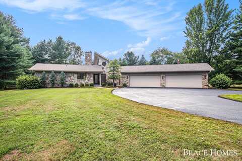 1359 Buttrick Avenue SE, Ada, MI 49301
