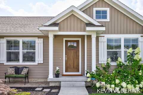 2108 Eastview Drive, Jenison, MI 49428