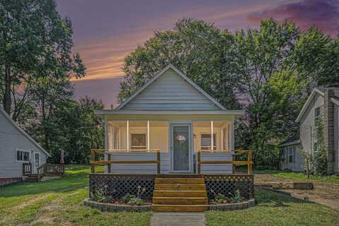 304 E Spring Street, Bloomingdale, MI 49026