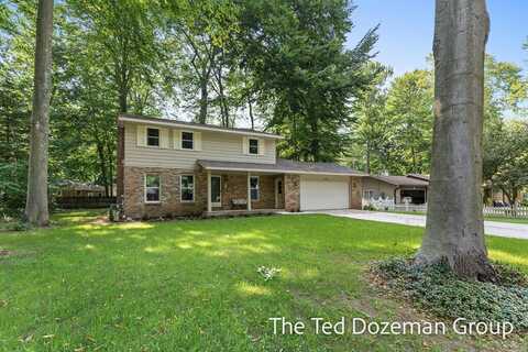 338 Roosevelt Avenue, Holland, MI 49424