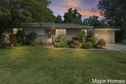 4239 Westchester Drive SE, Grand Rapids, MI 49546