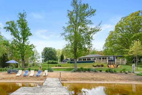 08763 Lakeshore Drive, Grand Junction, MI 49056