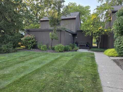 20 Westbury Court, Ann Arbor, MI 48105