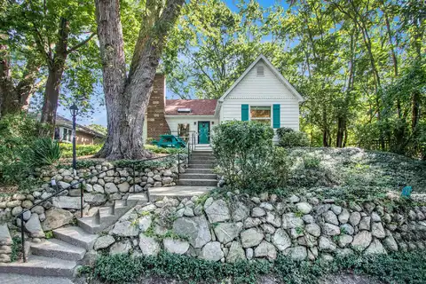 89 East Court, New Buffalo, MI 49117