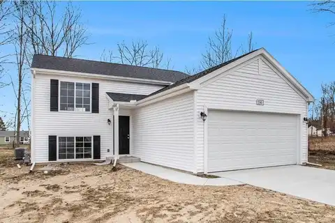 5493 Mammoth Drive SE, Caledonia, MI 49316