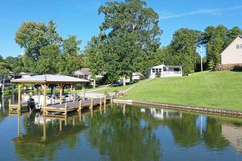 157 Southpoint Harbor Drive, Newberry, SC 29037