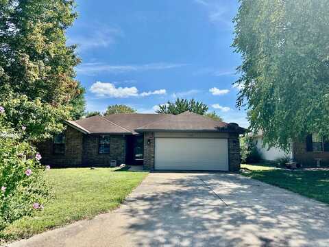2236 W Rockwood Street, Springfield, MO 65807