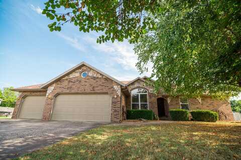 826 Fox Creek Road, Willard, MO 65781