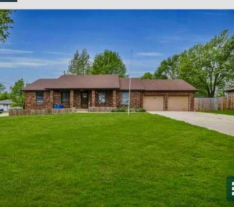 1404 S Grand Avenue, El Dorado Springs, MO 64744