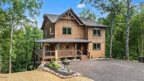 1340 Mountain Ash Way, Sevierville, TN 37876