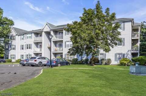 611 Stratford Pl, Bridgewater, NJ 08805