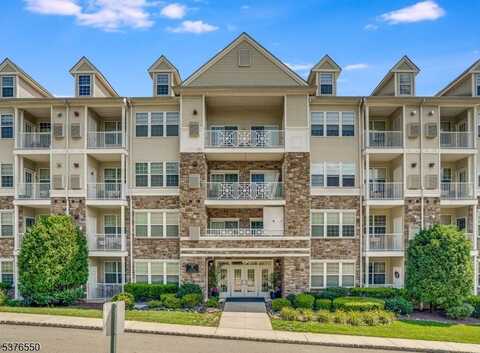 5211 Sanctuary Blvd, Riverdale, NJ 07457