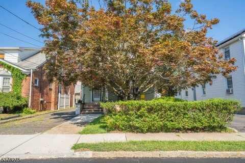 65 Harrison St, Belleville, NJ 07109