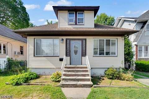 95 Terhune Ave, Passaic, NJ 07055