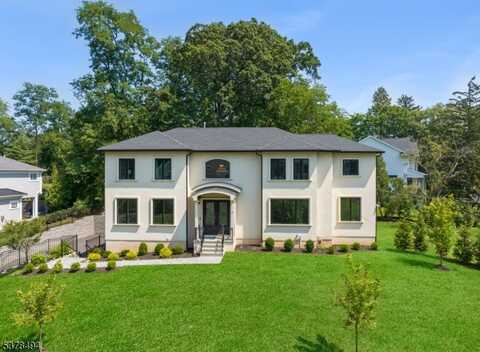 20 Woodfern Rd, Summit, NJ 07901
